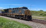 CSX 3424 leads I018 the following day.